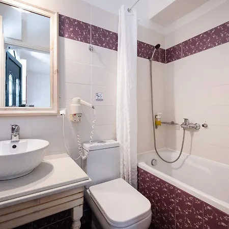 Aparthotel Villaggio Maistro 3*